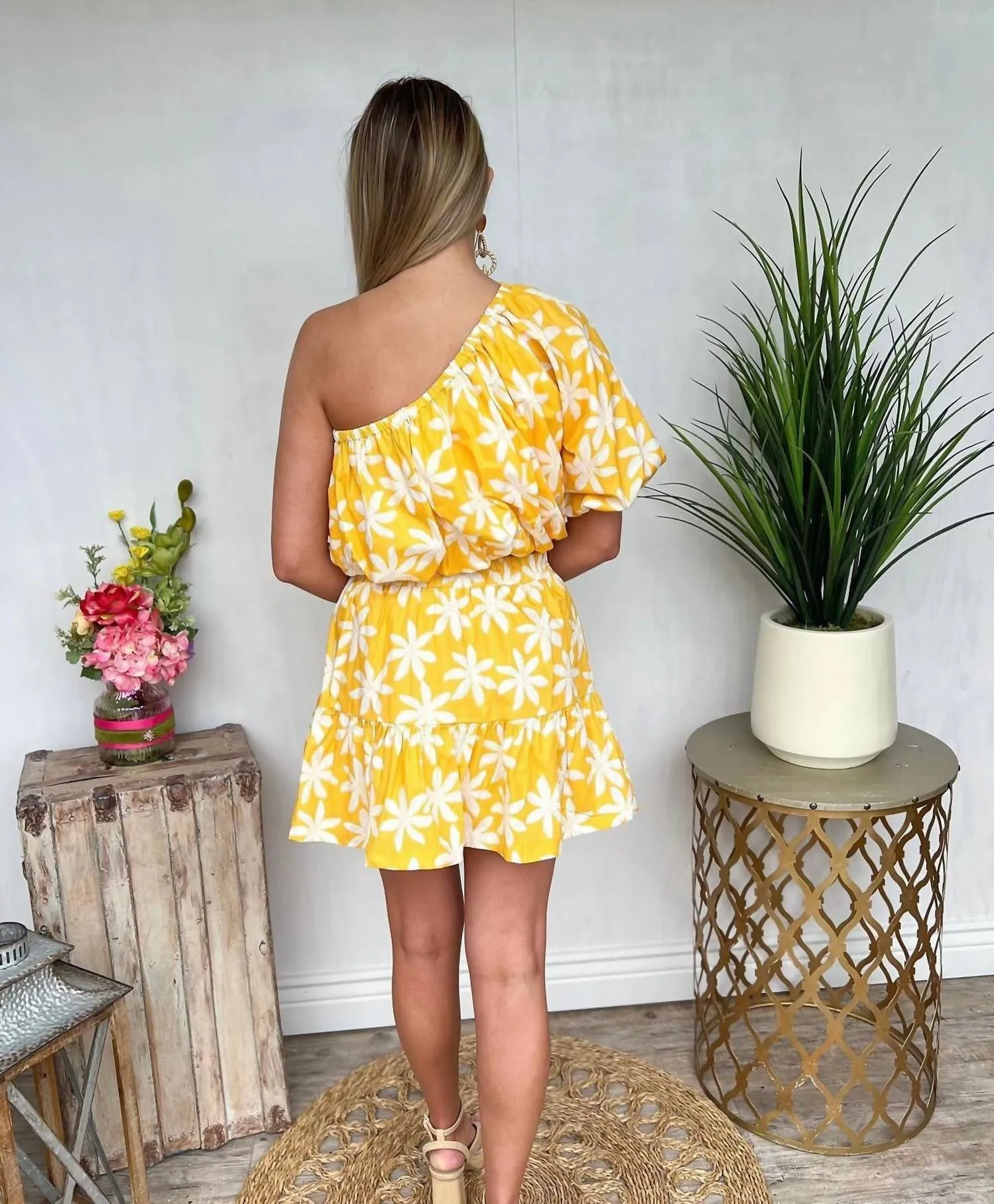 &Merci - FLORAL ONE SHOULDER TOP AND SKIRT SET