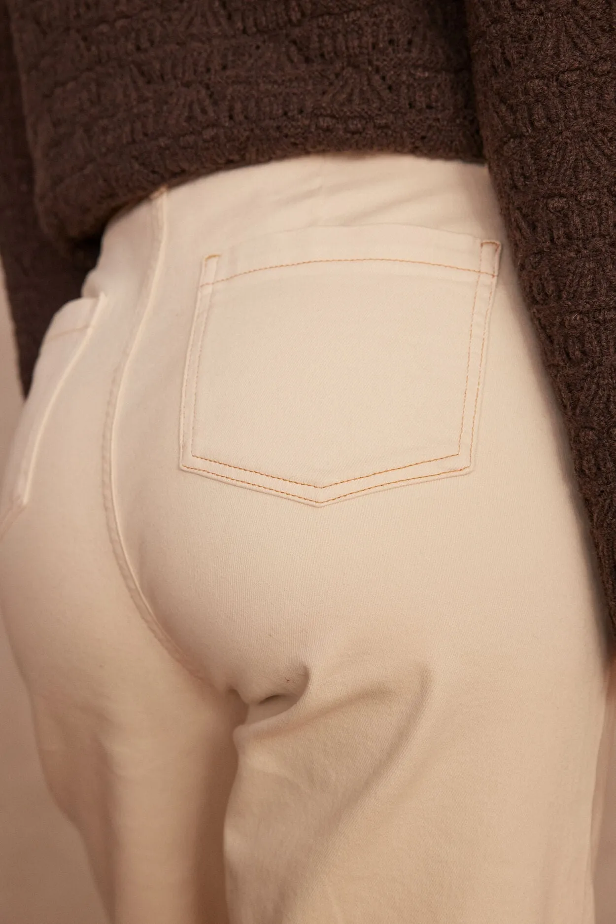 LUNA CREAM FLARED JEANS