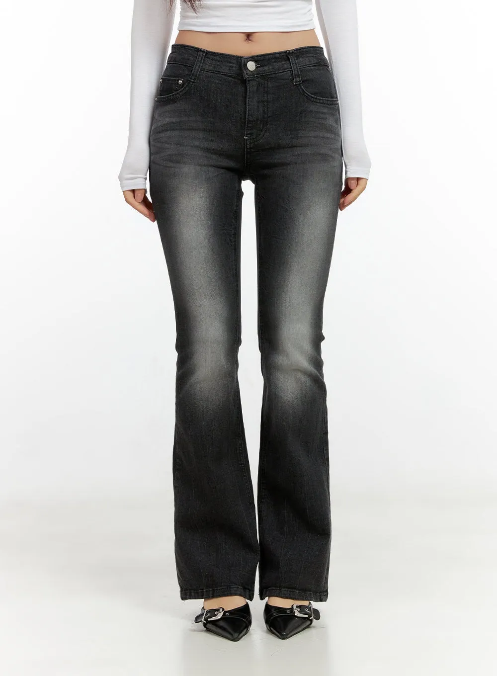 Simone Slightly Flared Slim Jeans CN406